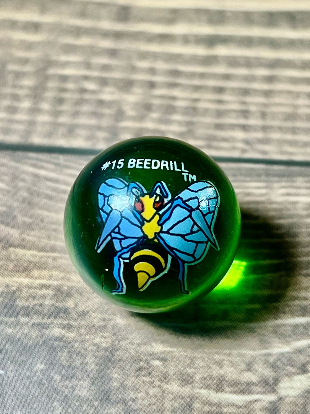 Y2K Pokémon Beedrill #15 Toy Biz Green Glass Collector Marble Vintage 2000